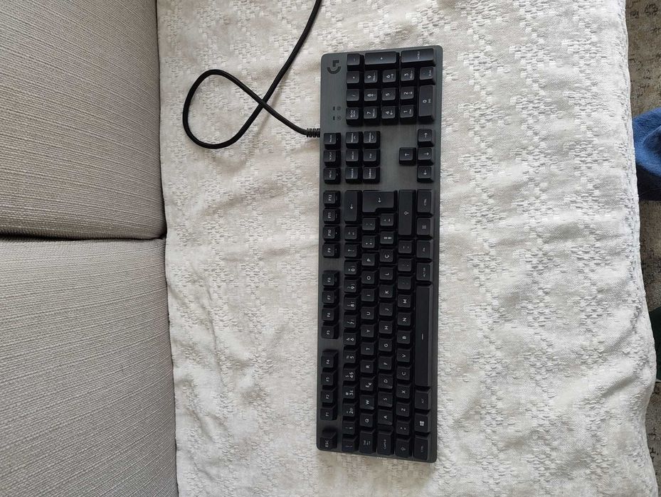 Teclado Gaming LOGITECH G413 (Mecânico - Português - Preto)