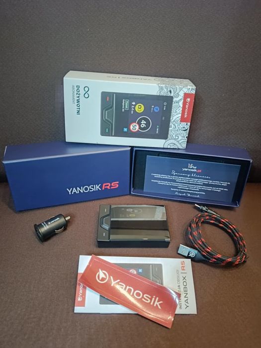 Yanosik RS z dożywotnim abonamentem