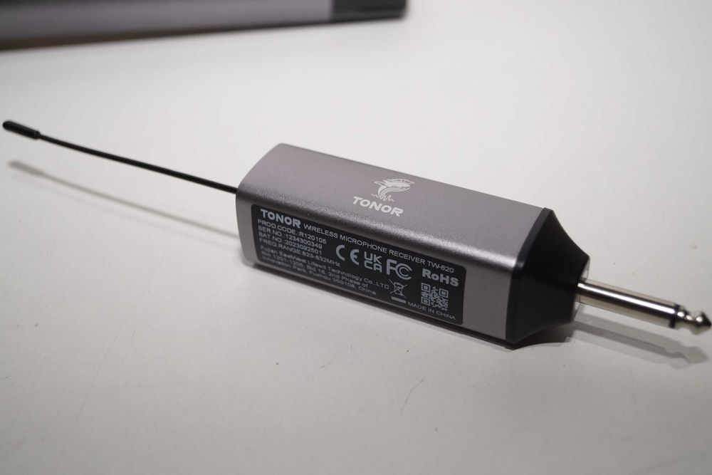 TONOR TW-620 Mikrofon bezprzewodowy z kardionalnym odbiornikiem