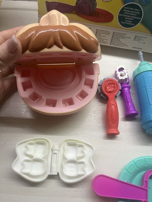 Набор Play-Doh.Стоматолог.Зубастик.Плей -до.