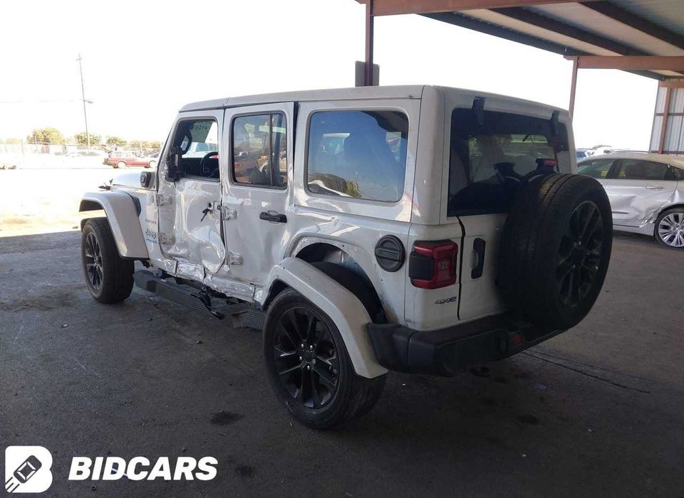 Jeep Wrangler, Unlimited Sahara 4X4 2021 rok 2.0L AWD, części USA.