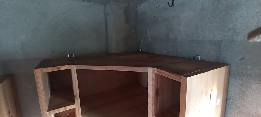 Szafka narożna wisząca sosnowa