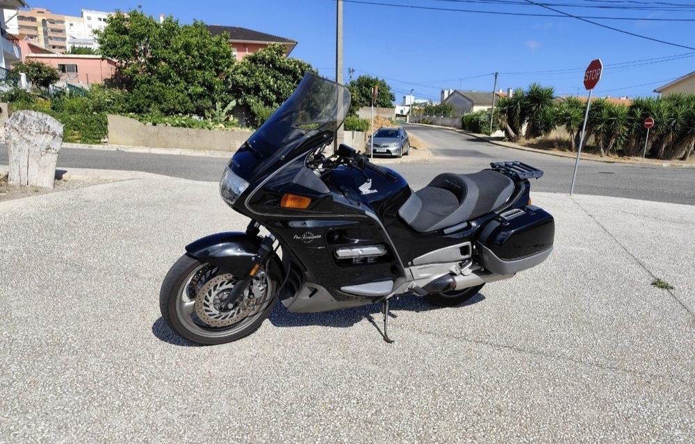 Honda Pan European
