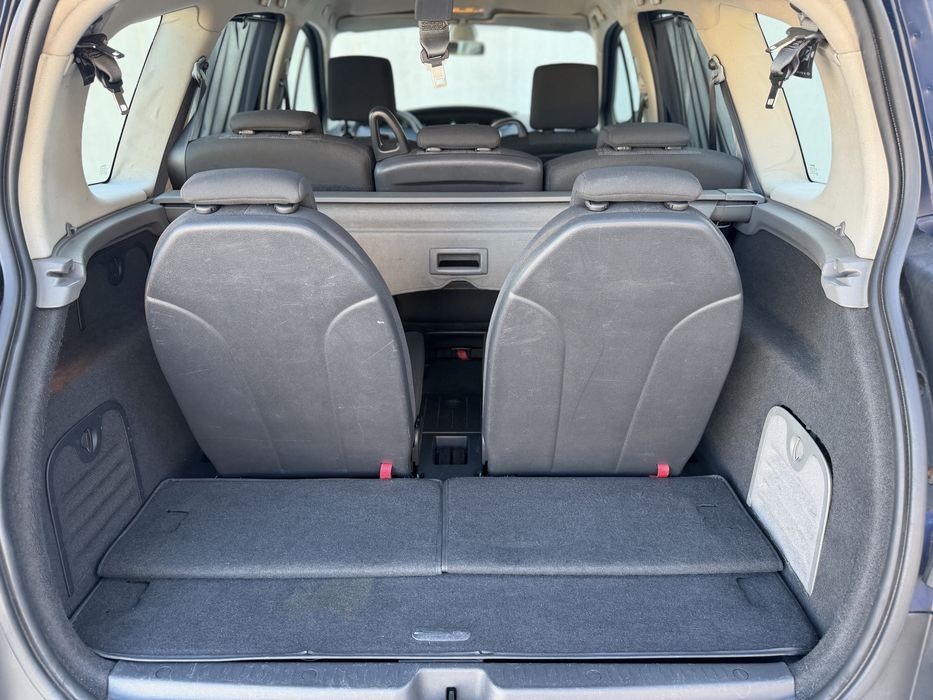 Renault Grand Scénic 7 Lugares