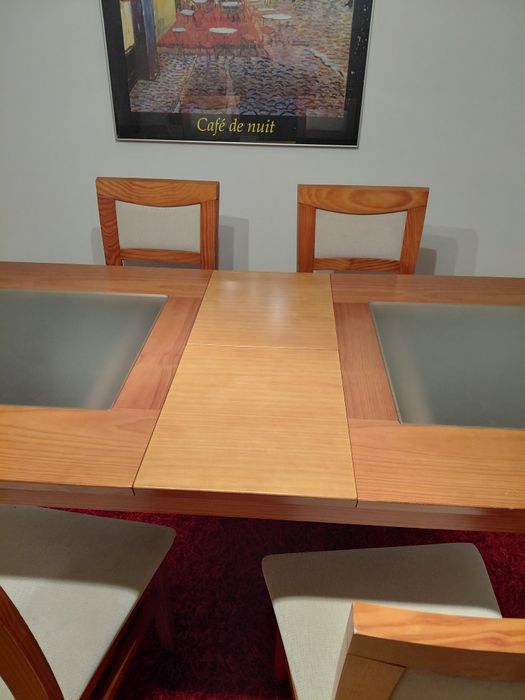 Conjunto mesa de jantar c/ 6 cadeiras