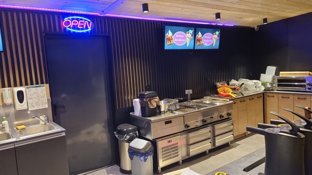 Praca w wypozyczalni gokartow,rowerow,skuterow el w REWAL