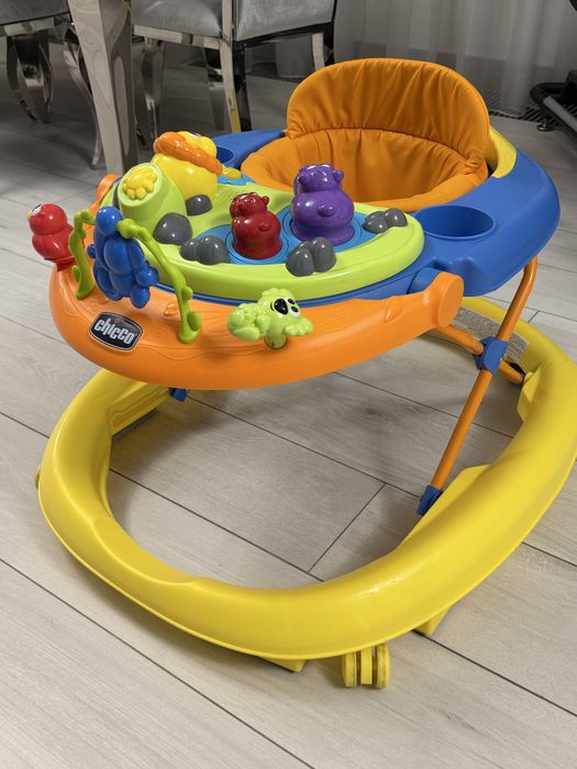 Ходунки chicco в ідеальному стані.