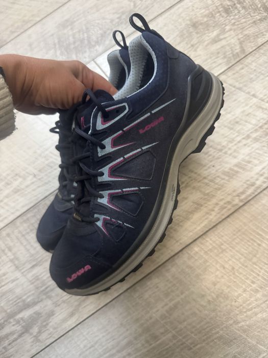 Lowa Gore - Tex ( 41.1/2 p ) 26.5 cm