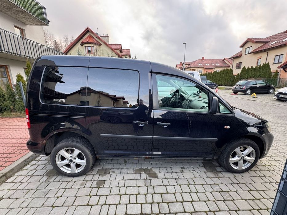 Wynajem busów 9-cio osobowych i Transport Osób