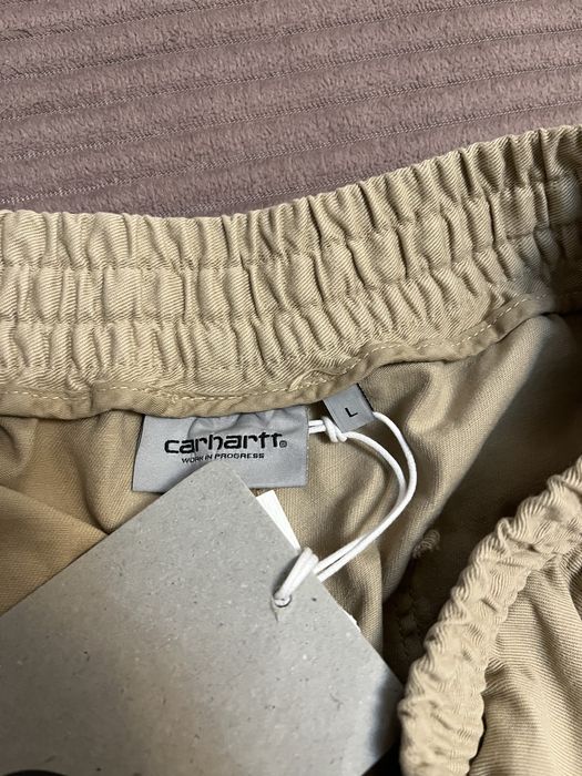 Шорты с биркой Carhartt модель серии Marv