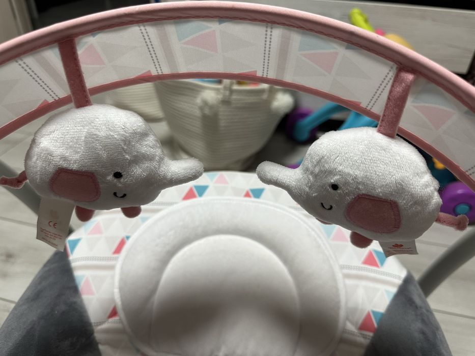 Дитячий заколисуючий центр