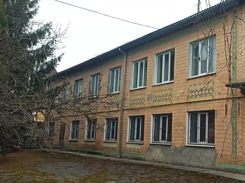 Приміщення м. Борщів, вул. Січових Стрільців, 11.