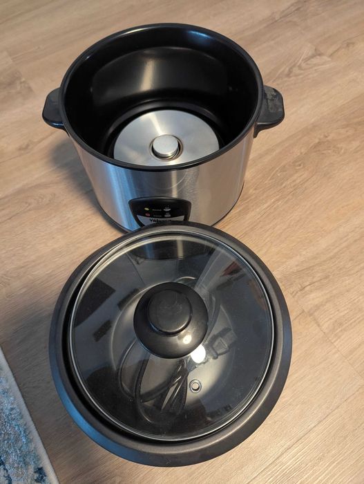 Panela de arroz usada