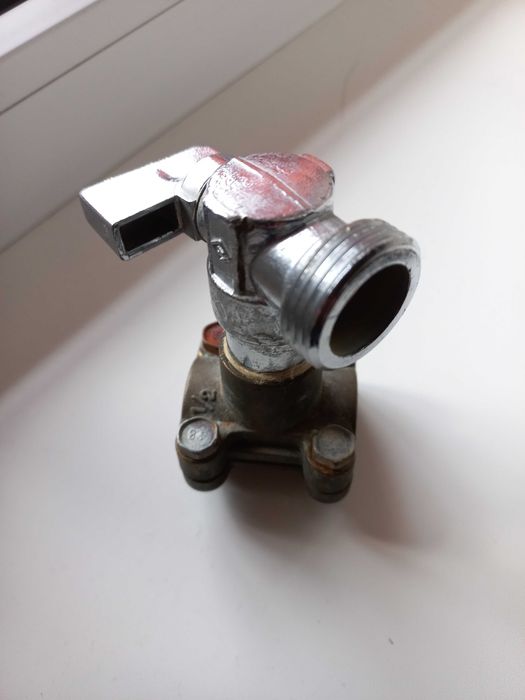 Комплект врезки и подключения стиральной, посудомоечной машины.