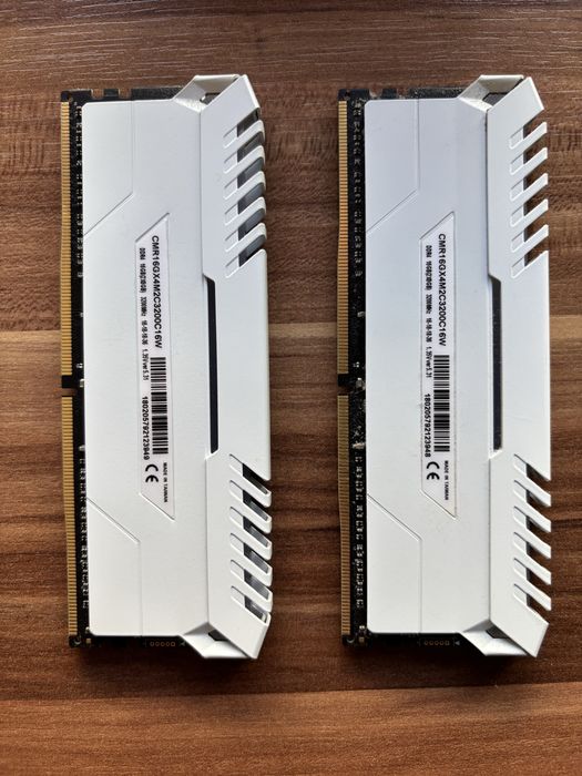 Corsair RAM DDR4 32 GB (2x16GB)