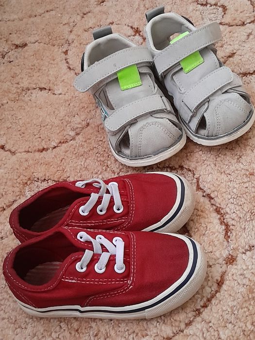 Продам дитяче взуття