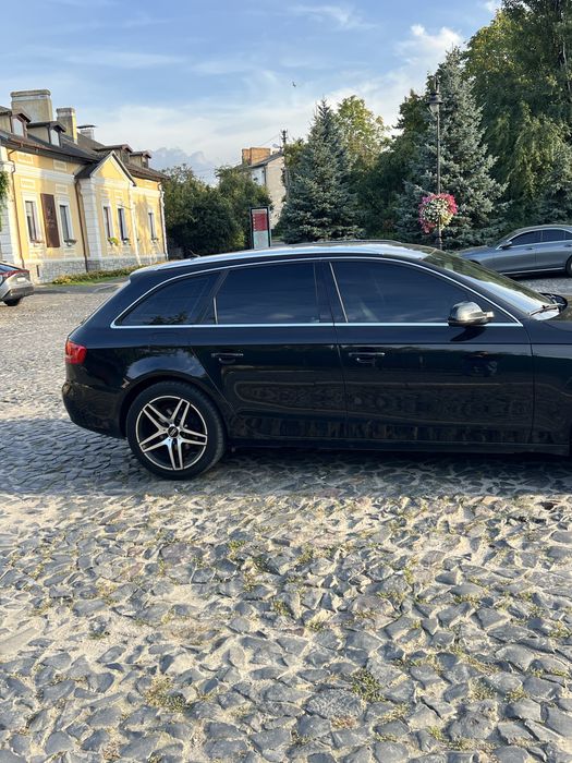 Продам Audi A4B8