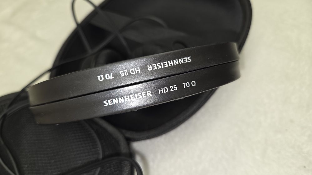 Sennheiser hd 25