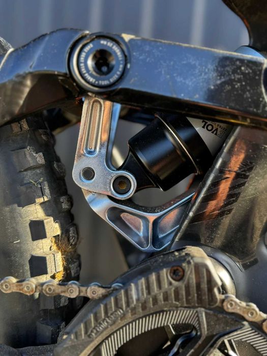 Canyon Sender  CARBON