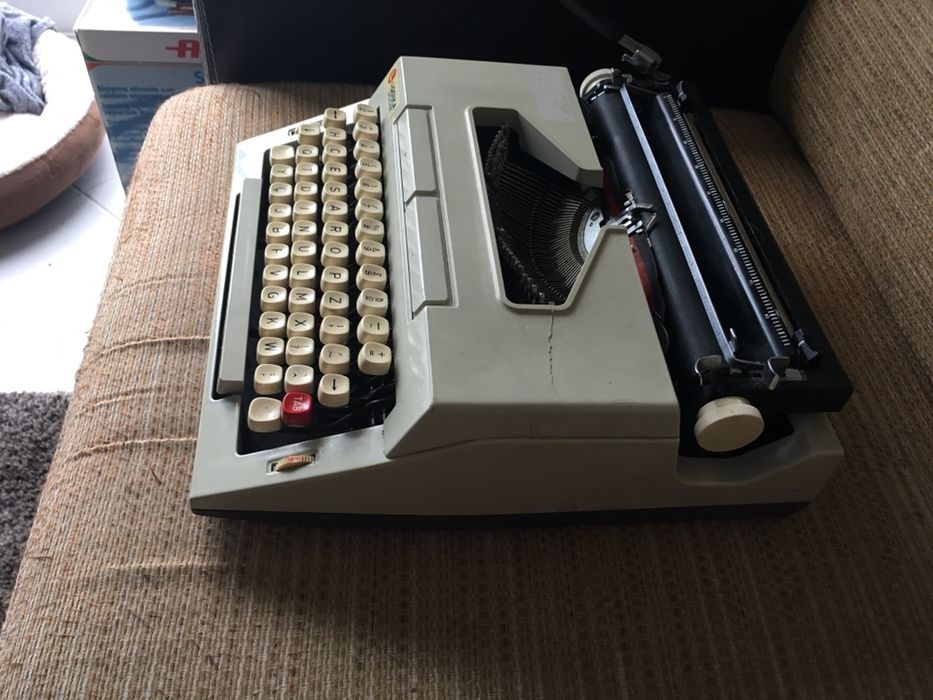 Máquina de Escrever Antiga