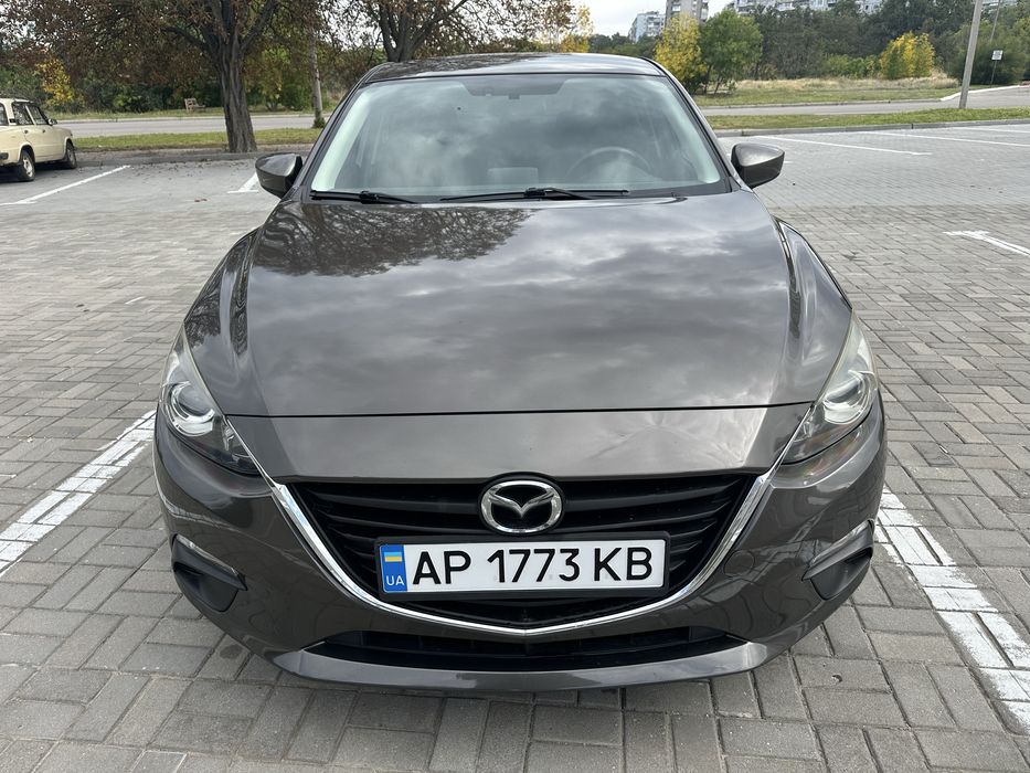 Mazda 3 2016.