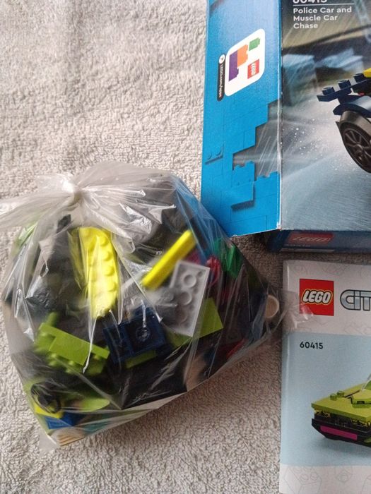 Klocki LEGO 60415 pościg radiowozu za muscle carem