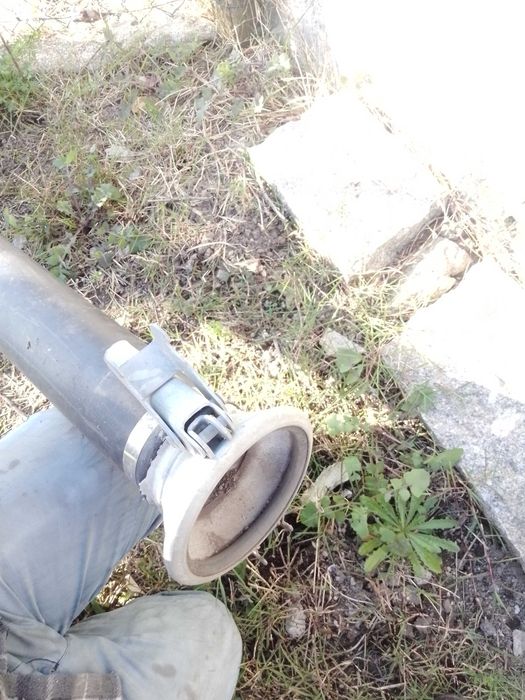 Vendo boquilhas e tubo de fossa