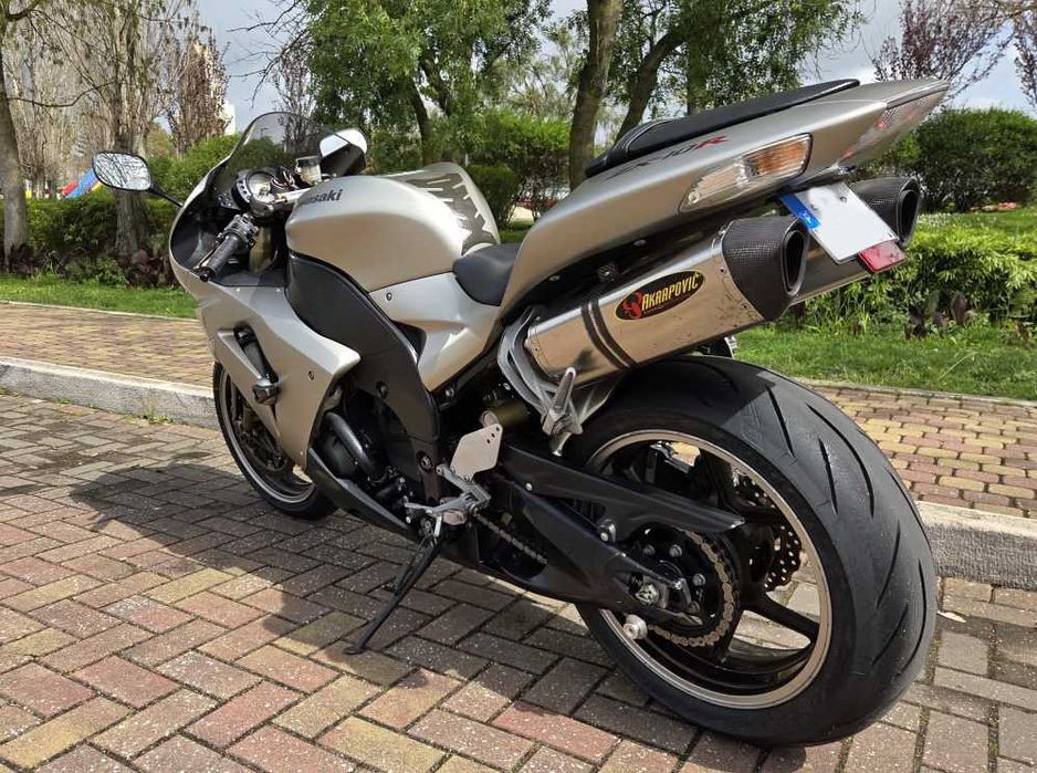 Kawasaki ZX10R Ninja 2006/07 Cor Titanium