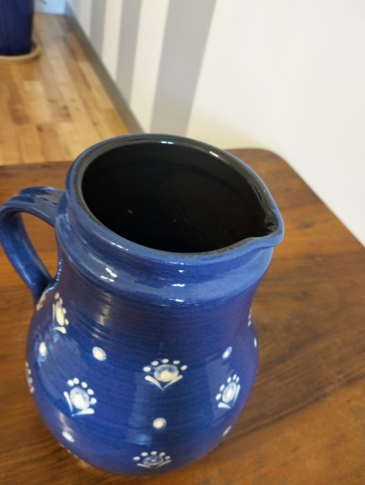 Stary Gliniany dzban kobaltowy kolor