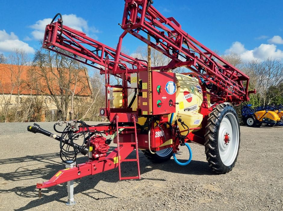 Opryskiwacz Hardi Comander Plus 2800l 21m/18m  Filmy z Pracy Okazja