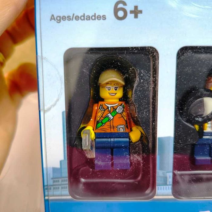 Lego City 5004940 conjunto de 4 minifiguras 21 peças Edição limitada Exclusivo ToysRus