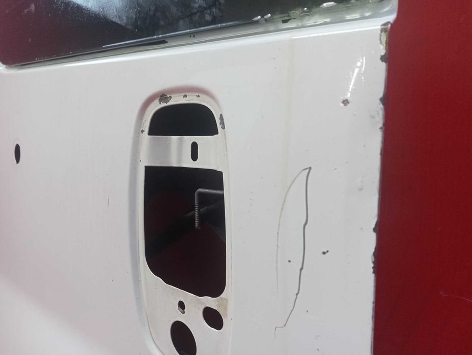 Двері задні ліві Renault Trafic 2 Двері Трафік Дверка Двери Трафик