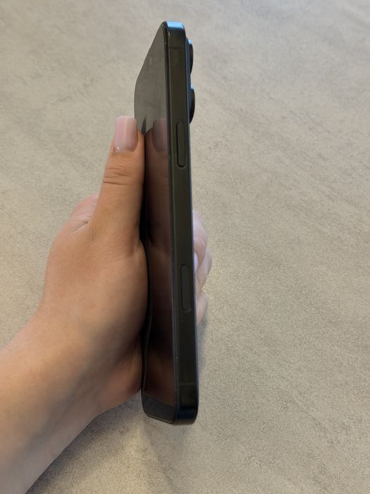 Продам Iphone 16 Pro Max