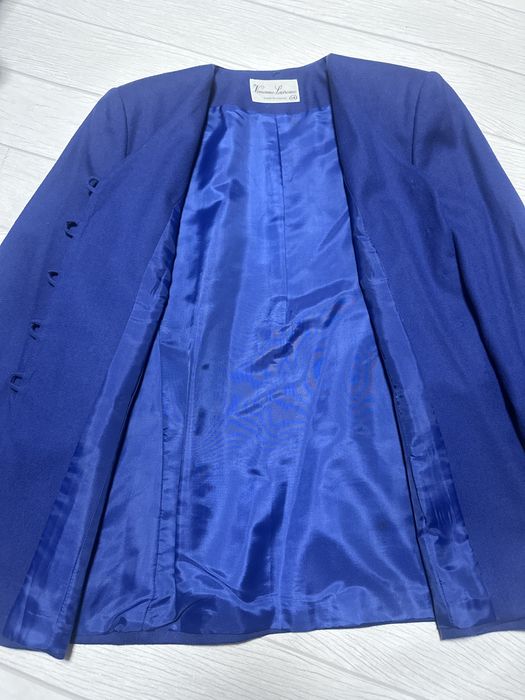 Синій жіночій піджак