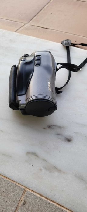 Máquina fotográfica Canon epoca design muito original