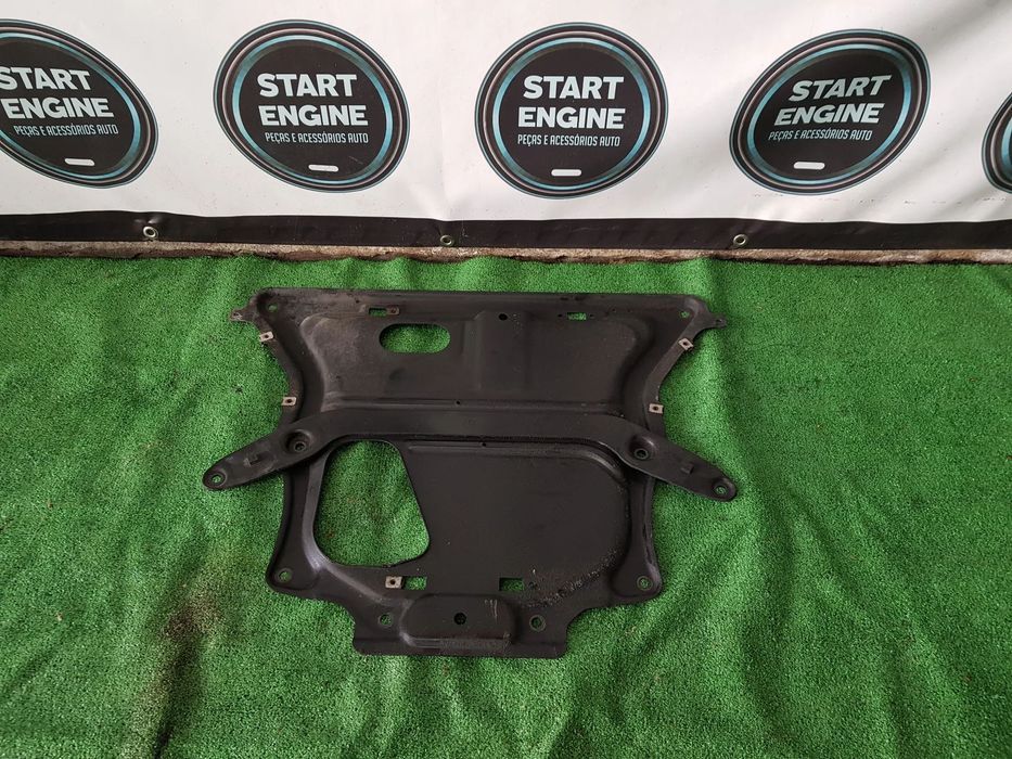 Resguardo inferior em chapa BMW xdrive 318d 320d F30 F31 418d 420d