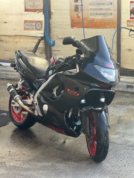 Yamanha 600R (25KW livrete)