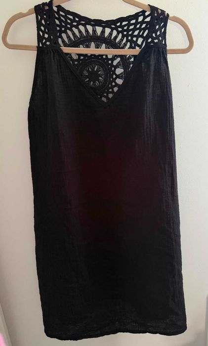 Sukienka w stylu boho misterna szydełkowa