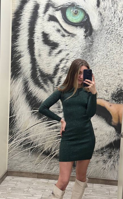 Сукня міні святкова