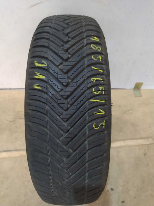 1x 185/65 R15 88H Hankook Kinergy 4s2 2021r 6,8mm