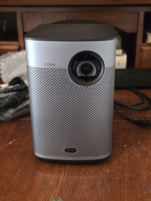 Videoprojetor XGIMI HALO +