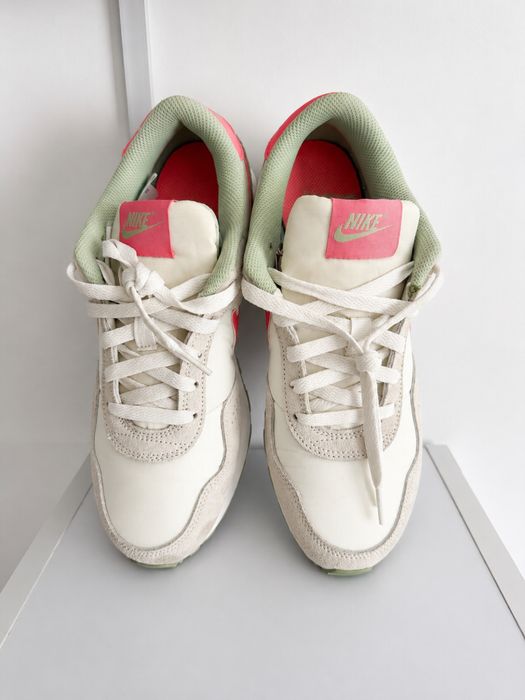 Nike Venture Runner, оригінал, р. 39 (24,5 см)