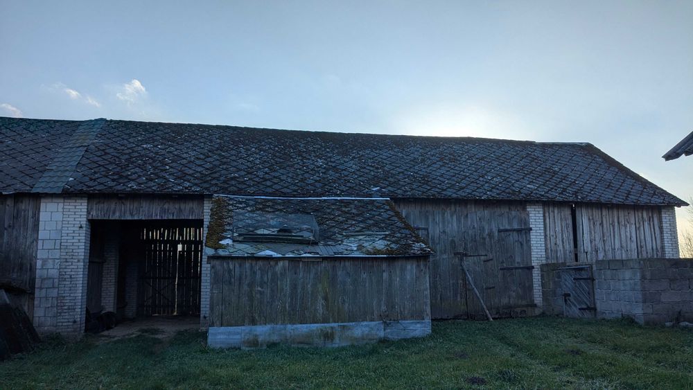 Siedlisko Hutków k. Krasnobrodu,  5,734 ha, dom + budynki gospodarcze