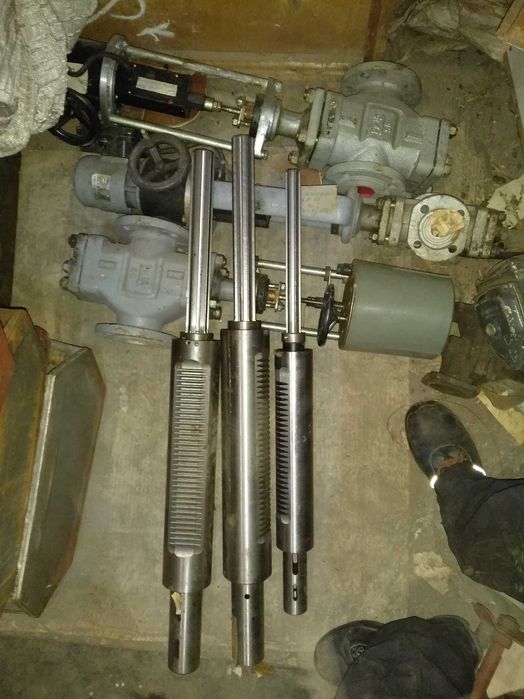 цепь, лента тормозная,червяк , шпиндель , запчасти к станкам