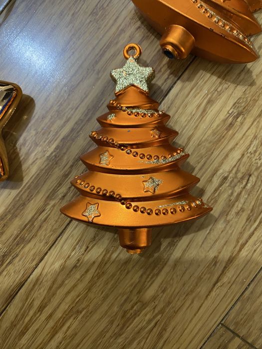 Kolorowe bombki na choinkę plastikowe ozdoby