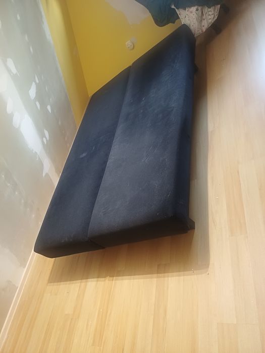 Zestaw mebli w dobrym stanie