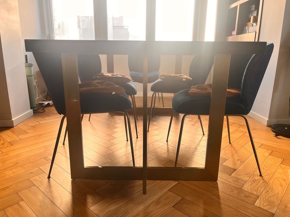 Mesa de jantar com 4 cadeiras