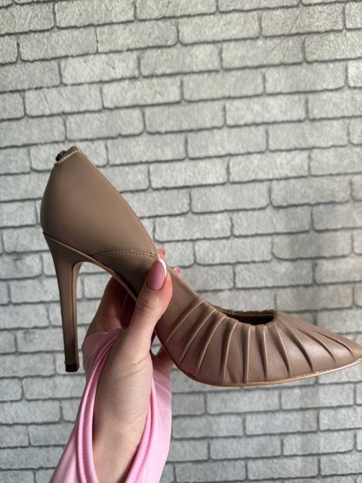 Туфли Guess розмер 40 б/у