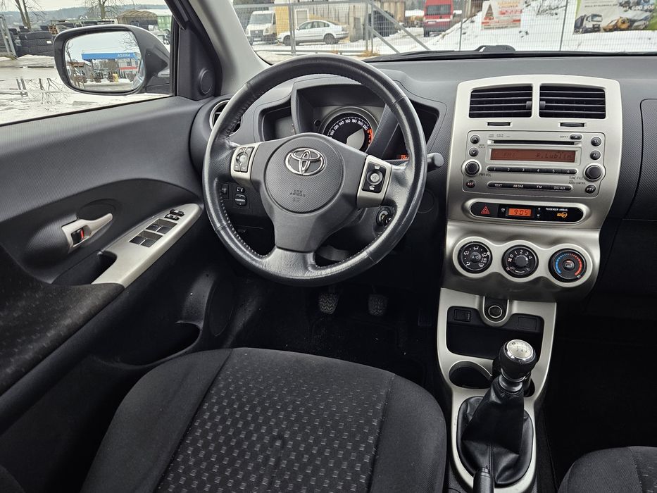 Toyota Urban Cruiser 2009r. 1.3 Benz.
