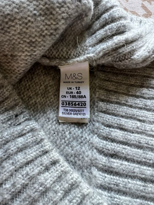 Теплий і ніжний светр M&S 40р